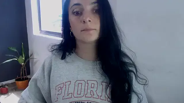 amellie_ros — Get naked princess