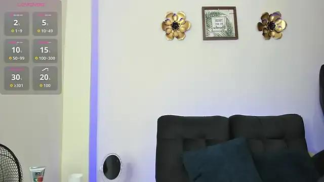 Amira_princess — show  my tits