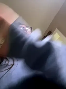 amiralily9 — Flash boobs