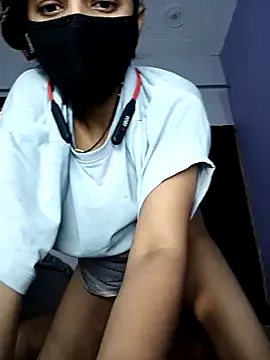 Amzing-Couple — Pussy fingring