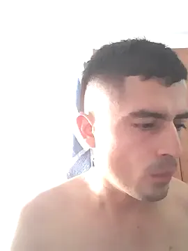 Andr3s69xxx — Cum y paja