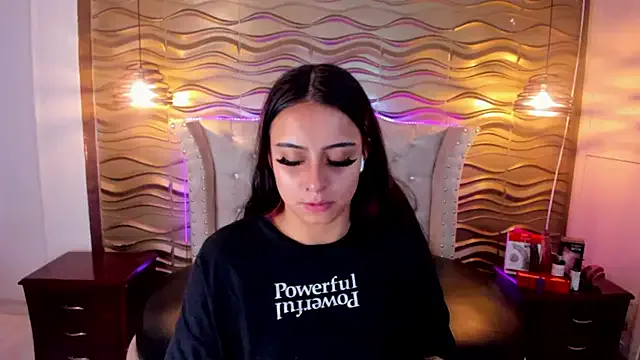 Andreita_Jones — see tits