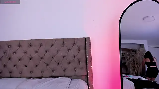 angela_fiory — Show boobs x 5min + ice nipples