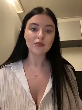 Angela_Fosterr — SHOW BOOBS 