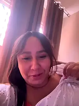 AngelaOliver — Bater siririca De quatro 