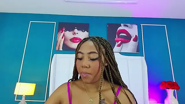 AngelaRoberts —  Deepthroat challenge +control 1 mn