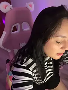 Angeldusttt — SHOW TITS ON THE KITCHEN!!!