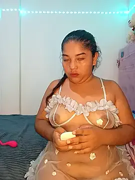 angelHeath13 — Show plug ass