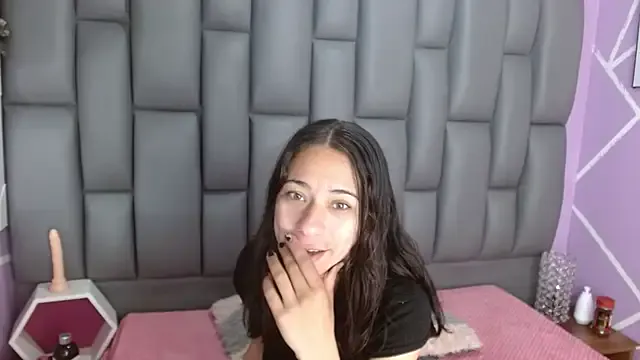 angelina_ny — Freechat on StripChat