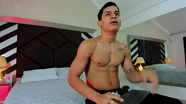 AngeloRogerss — Train the naked and hard muscles