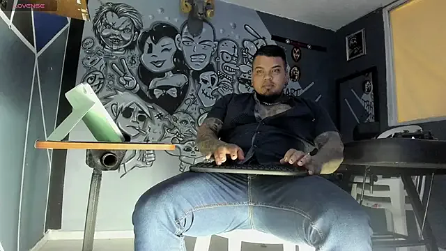 angus_6 — shhow cum