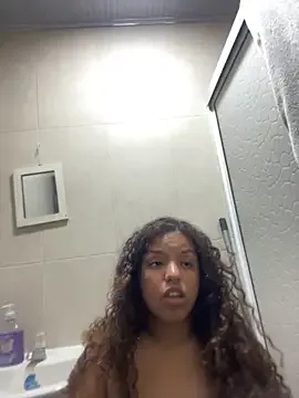Anitta_bell — Flash ass + gift