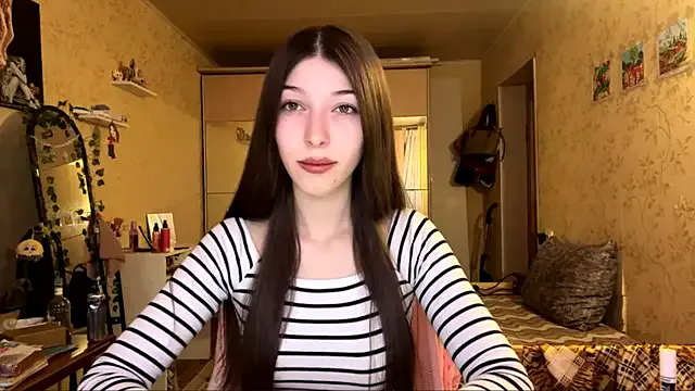 AnnaQuteshow — Blow kisses to everyone