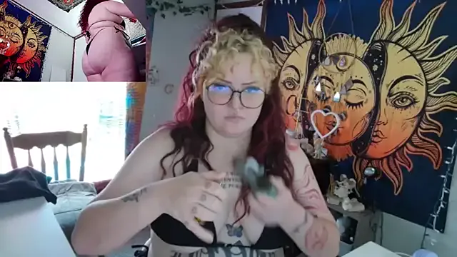 Annikkaa — Get my top off!!