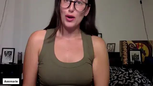 annmarieferrara — Assquake show 