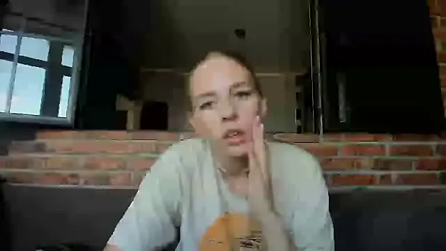 AnnNorriss — air kisses))