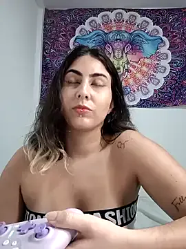 ApenasLys — MOSTRAR PEITOS 2MIN