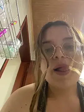 Aphrill — Show Boobs