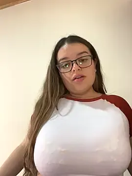 Aphrill — Show tits