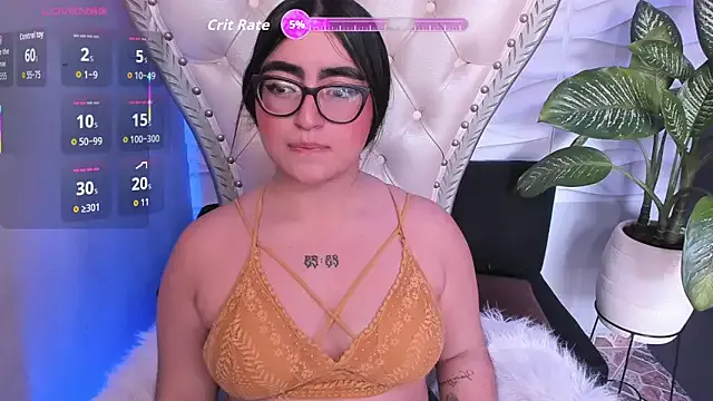April__foxx — SALIVA PLAY