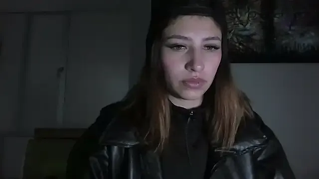 AriaBliss- — Squeeze your tits + rub