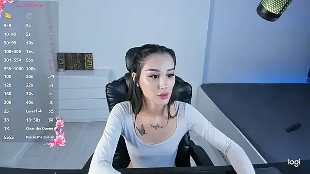 ariana_bambii — show pussy