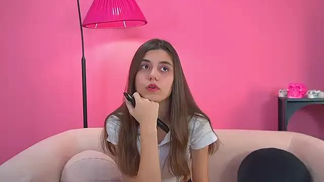 ArianaAllens — Freechat on StripChat