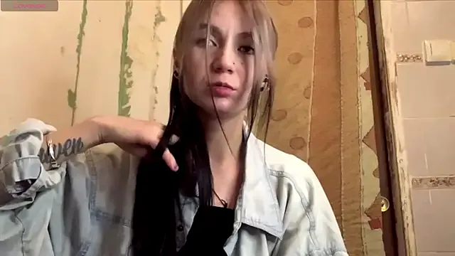 ArianeBhayani — make me smlie