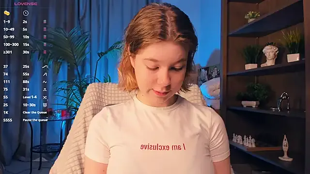 AriaraNoir — massage my breast