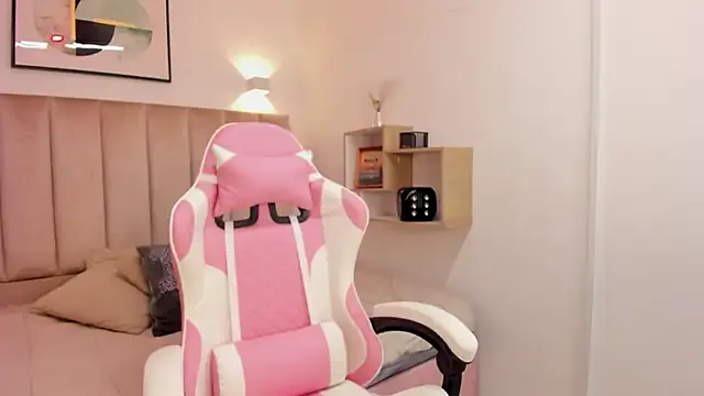 Ariel_Wattson — Spread pussy 