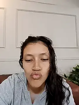 ArielBlossom___ — Spank Ass x2