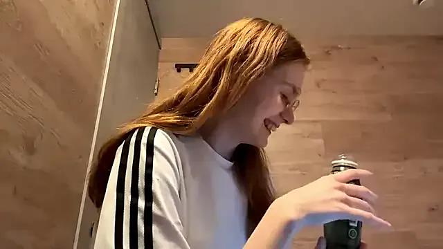 StripChat AriellaVenturi is Freechat AriellaVenturi — Make me smile