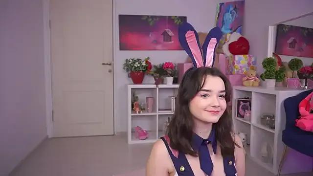 AryaStarky — Kiss kiss, make me horny