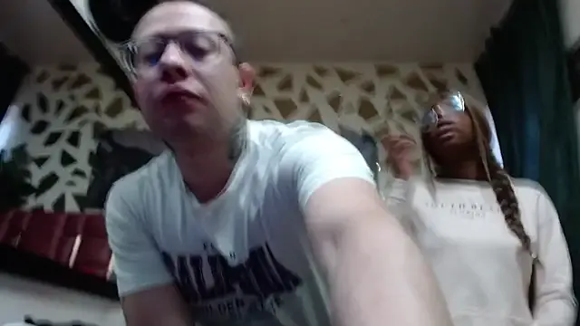 ashanti-and-alejo — Masturbate 5 minutes 