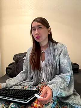 Asian_ladyboy2025 — Get naked baby 