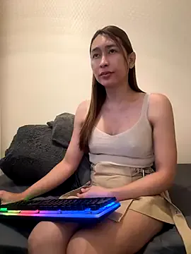 Asian_ladyboy2025 — Show naked baby