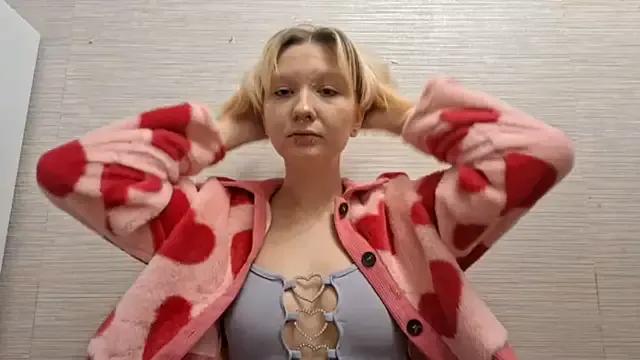 AstraVale — Show tongue