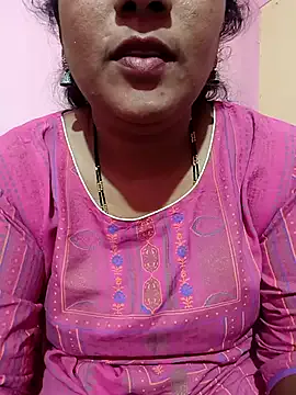 Aunty_Boy_143 — Boobs show
