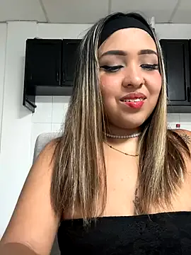 Aura_Kaiser — Flash pussy
