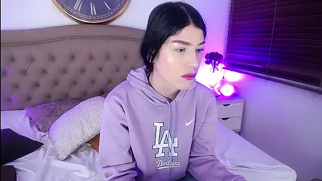 AuroraRicci — Hey guys lest have some fun! make me cum