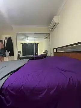 AussieMilf76 —  know what to do to make me 