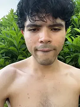 Axel-Mejia — Naked