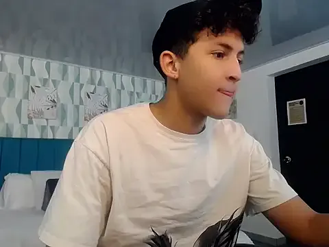 Axel_savage — Show masturbation + cum