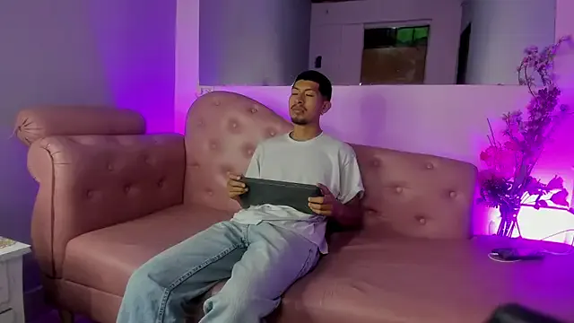 AxelAndJeremy — Suck my Dildo 1Min 