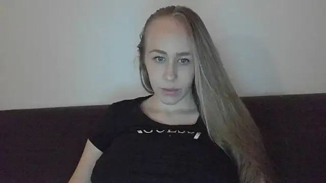 baby_alice — CUM and fingering at goal