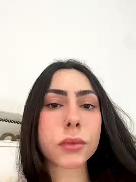 Baby_Mia_pires — Freechat on StripChat