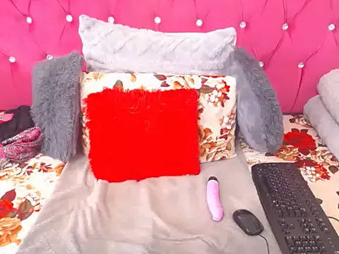 BadGirlSexyT — fuck dildo till i squirt