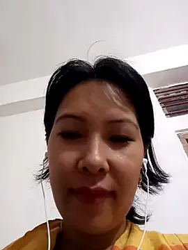 Bd_Chakma_Girl — Buy a Phone