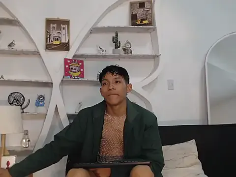 BEAUTY_BOYS1 — SHOW CUM