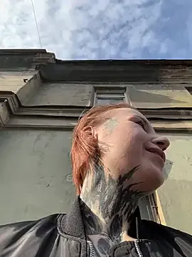 bebabenny — Boob slap public